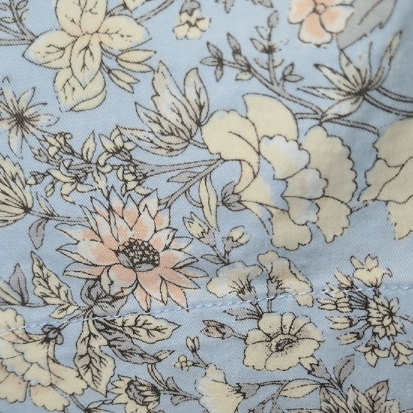 LOFT Light Blue Floral Mini Skirt - Picture 4 of 8